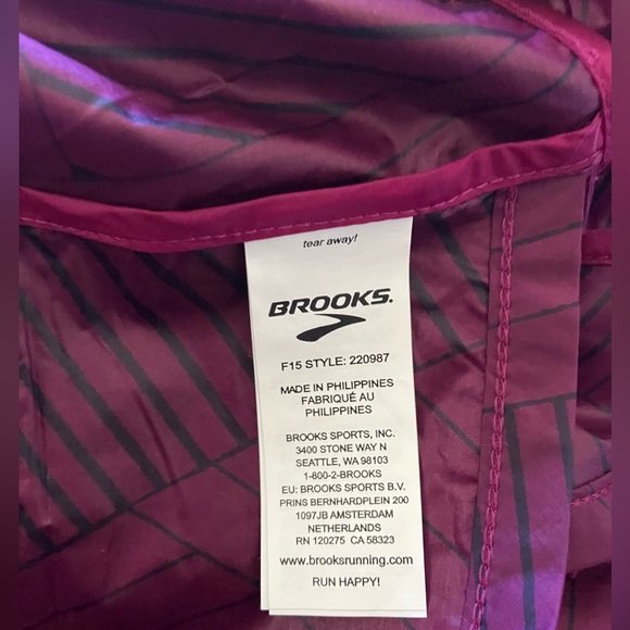 NWOT Brooks “Run Happy” Foldable Zip-up Windbreaker Jacket-XLarge - Picture 6 of 9